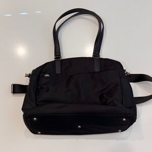 Lo & Sons Elegant Black Shoulder Bag